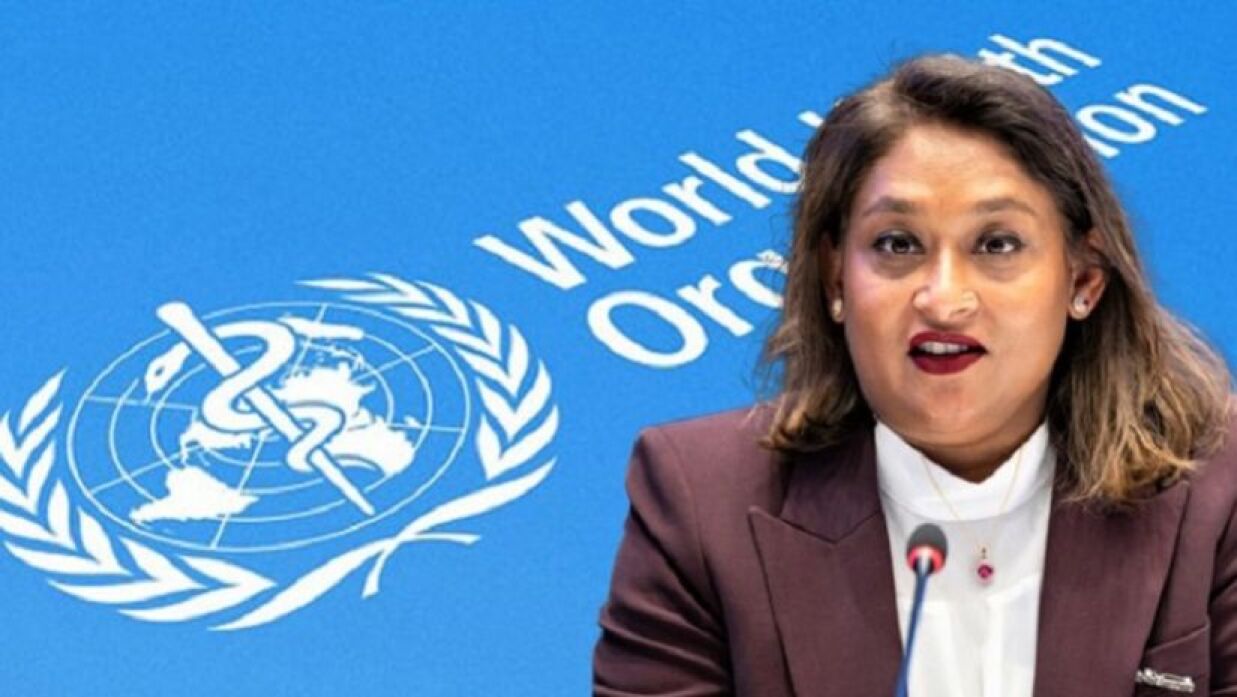 অনির্দিষ্ট কালের জন্য ছুটিতে হাসিনা কন্যা পুতুল