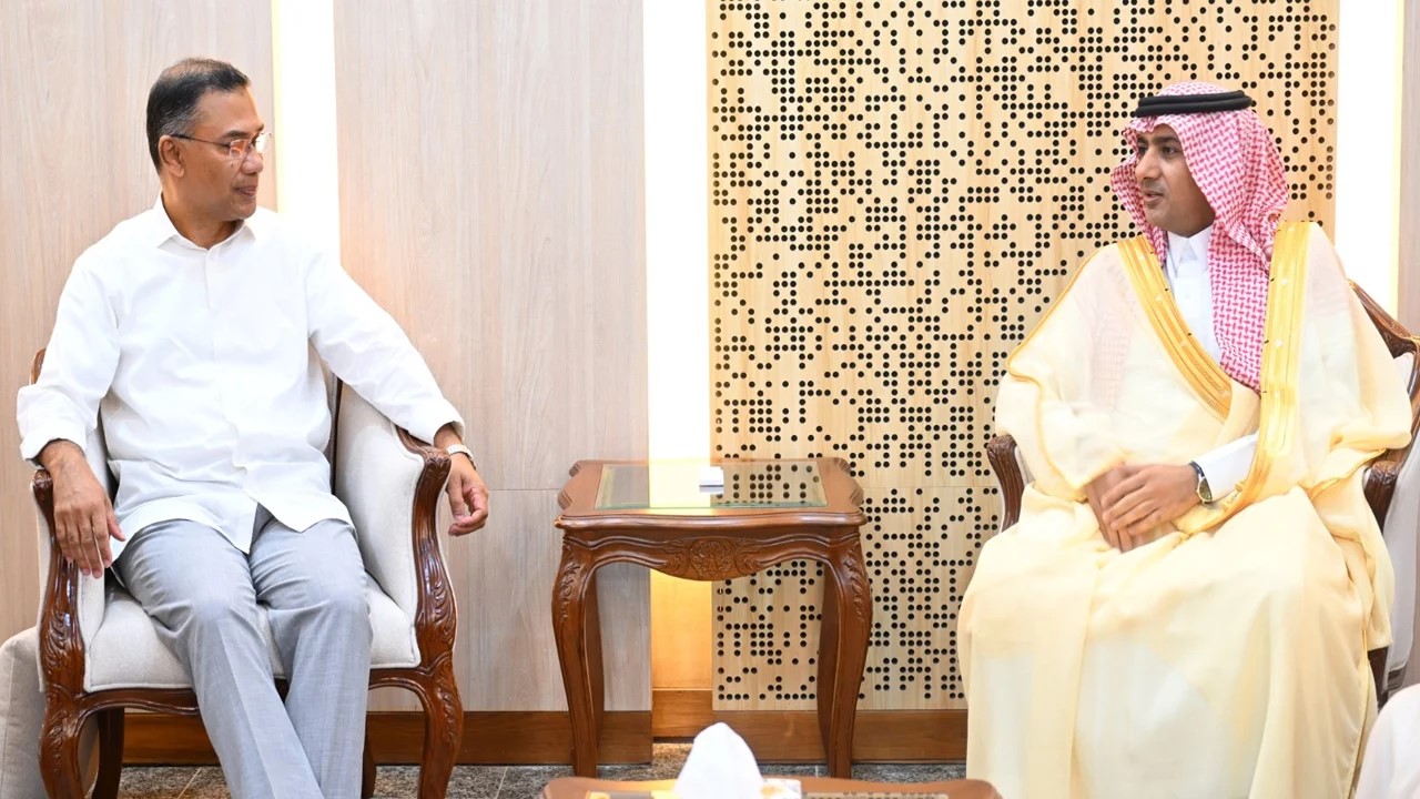 প্রধানমন্ত্রীর সঙ্গে সৌদি রাষ্ট্রদূতের সাক্ষাৎ