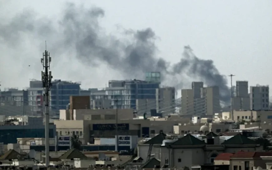 ইরানে ‘শাসনব্যবস্থার অবকাঠামো’ লক্ষ্য করে ইসরাইলের বিমান হামলা