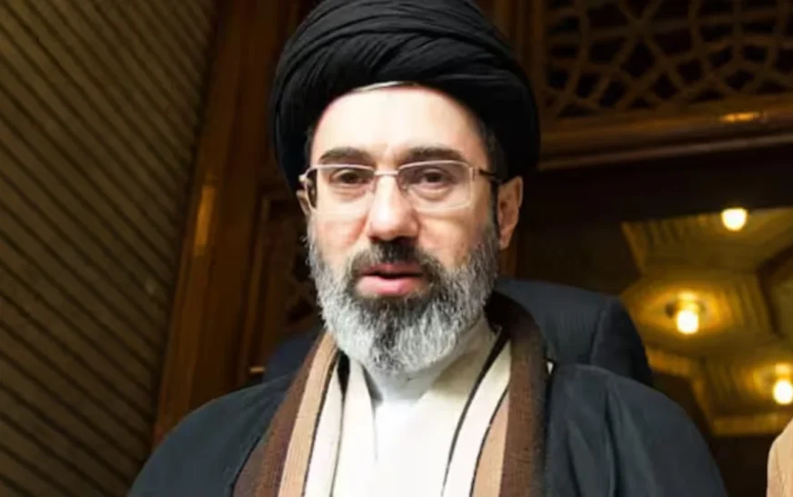 মোজতবা খামিনি কি আগে রাষ্ট্রীয় কোনো দায়িত্ব পালন করেছেন