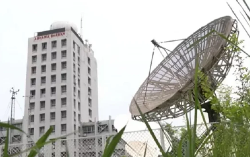 রাজধানীতে দুপুরের মধ্যে বজ্রবৃষ্টির শঙ্কা