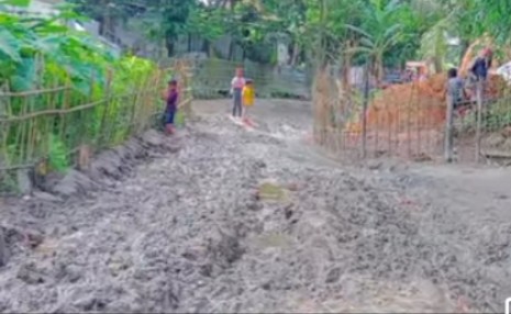 বানিয়াচংয়ে প্রথমরেখ সড়কেরবেহাল দশা, চরম দুর্ভোগে স্থানীয়রা